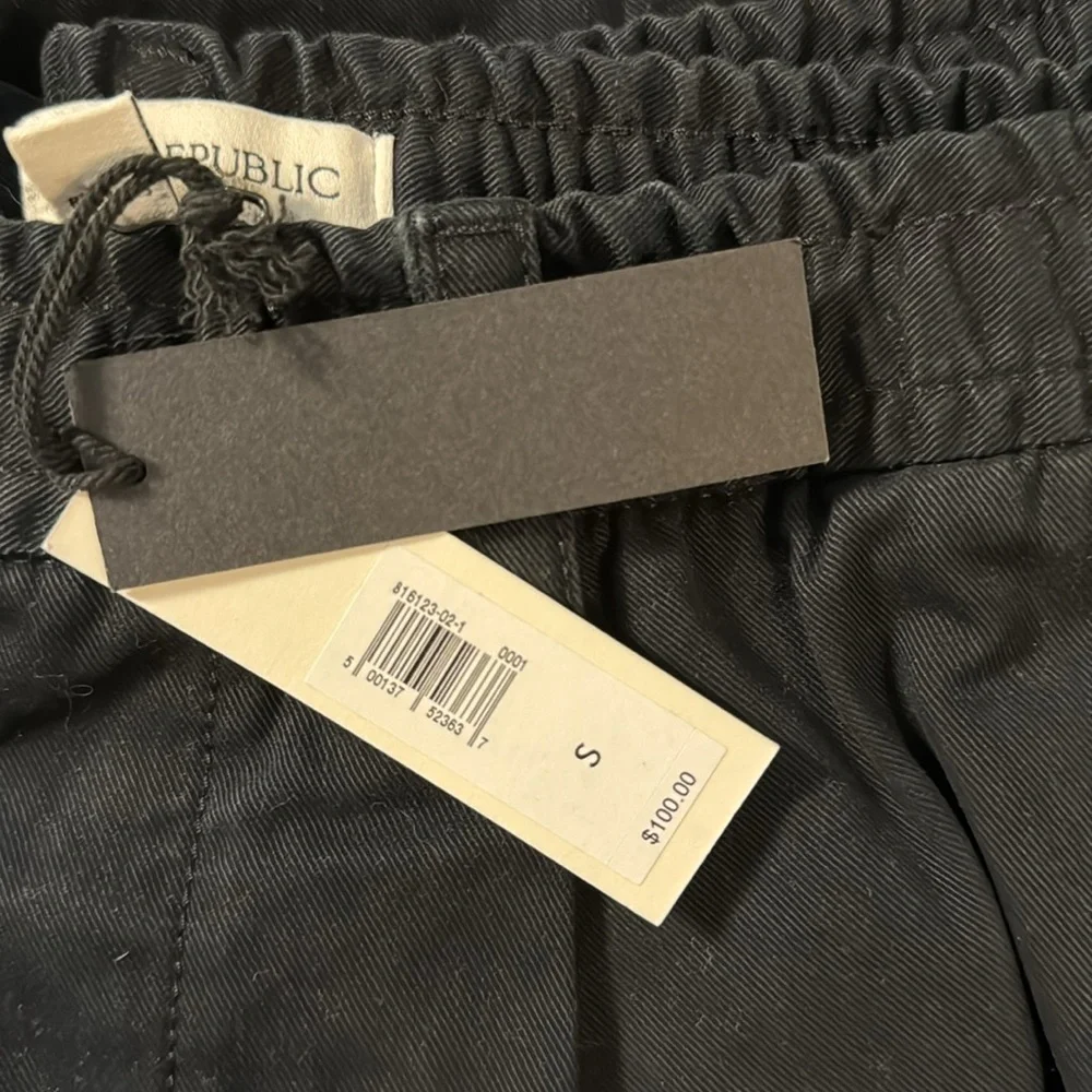 NWT! Banana Republic Black Loose Lightweight Cotton Pull-on Pant - Multiple 🩷